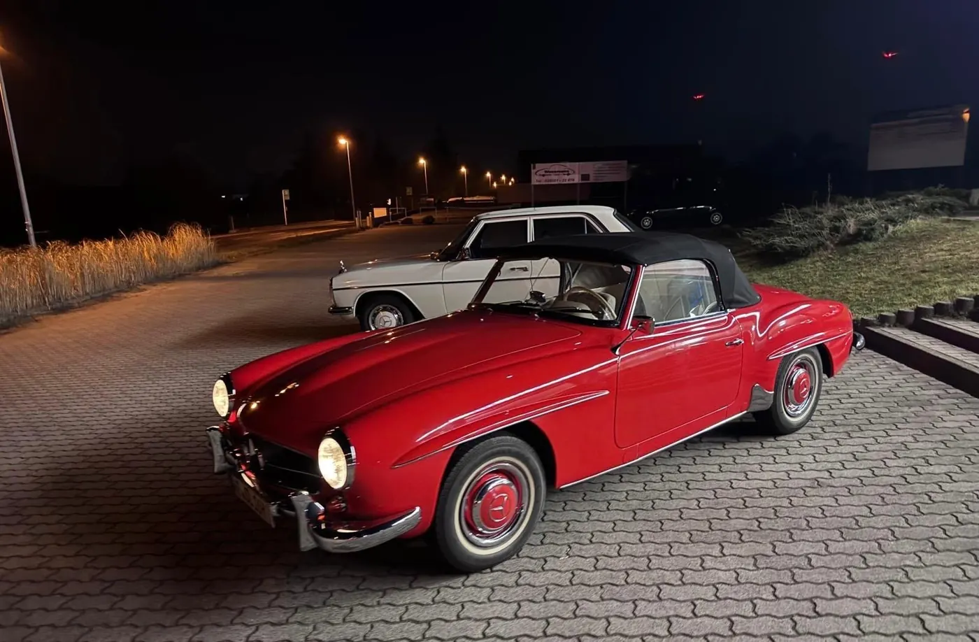 Mercedes-Benz 190 SL, Auf dem Hof in Mose